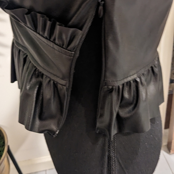 Top - Picture 6 of 10